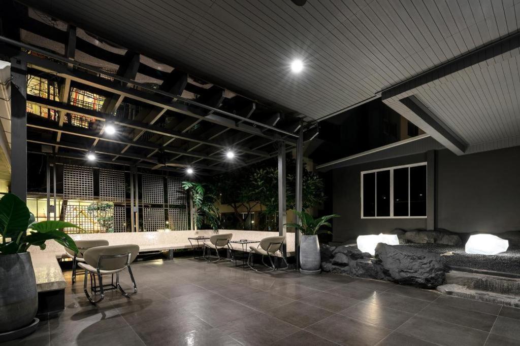 Hinn - Namm Hotel Hua Hin Exterior foto